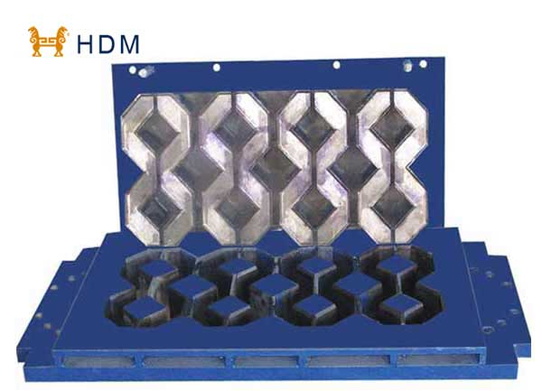 Grass planting brick mould