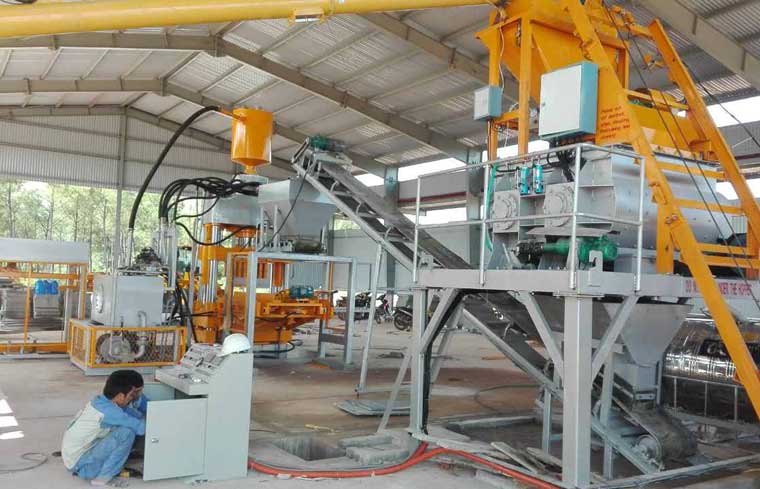 800Ton Hydraulic concrete brick machine case